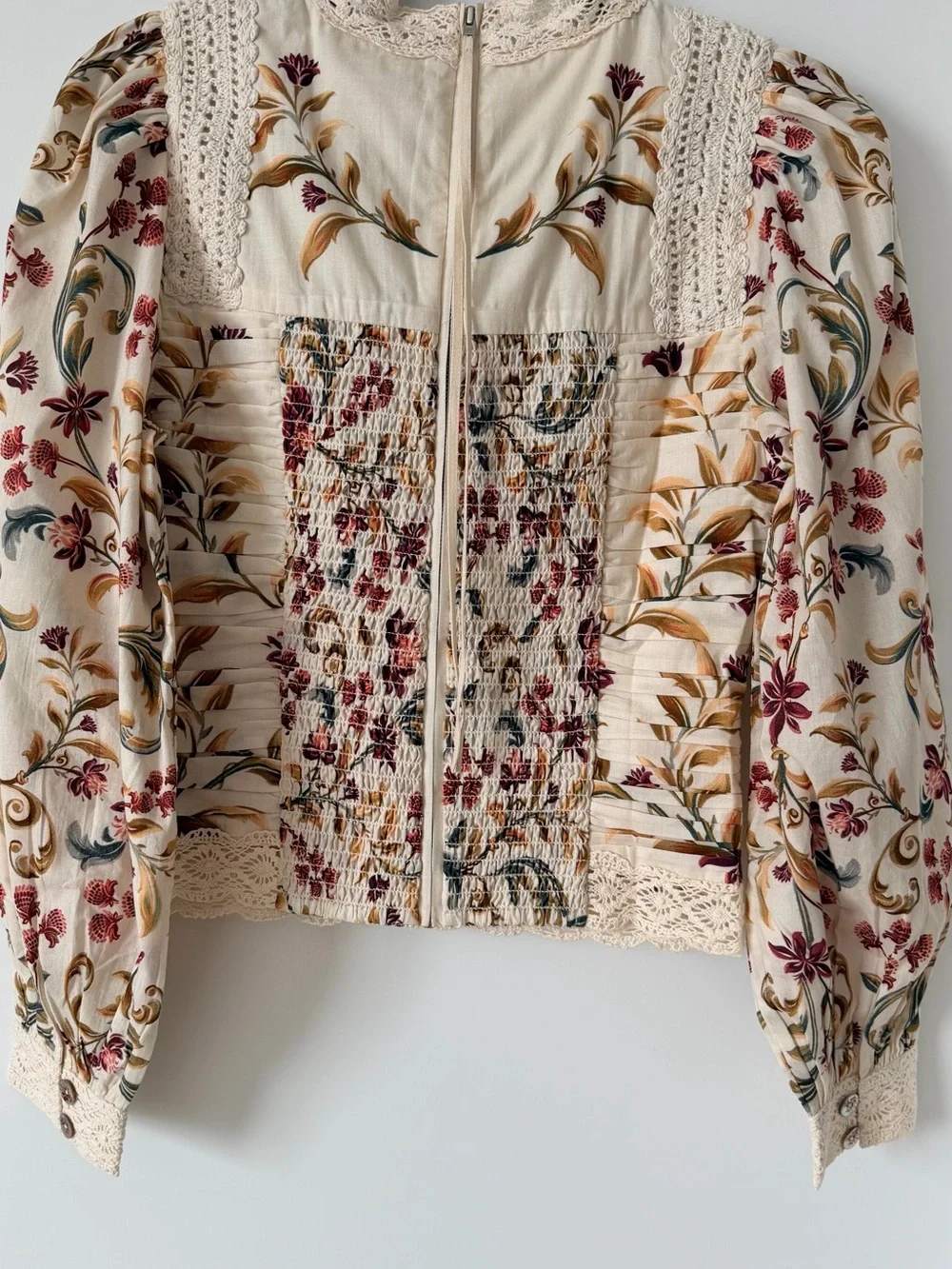 FARM RIO Cream Floral CROCHET Blouse